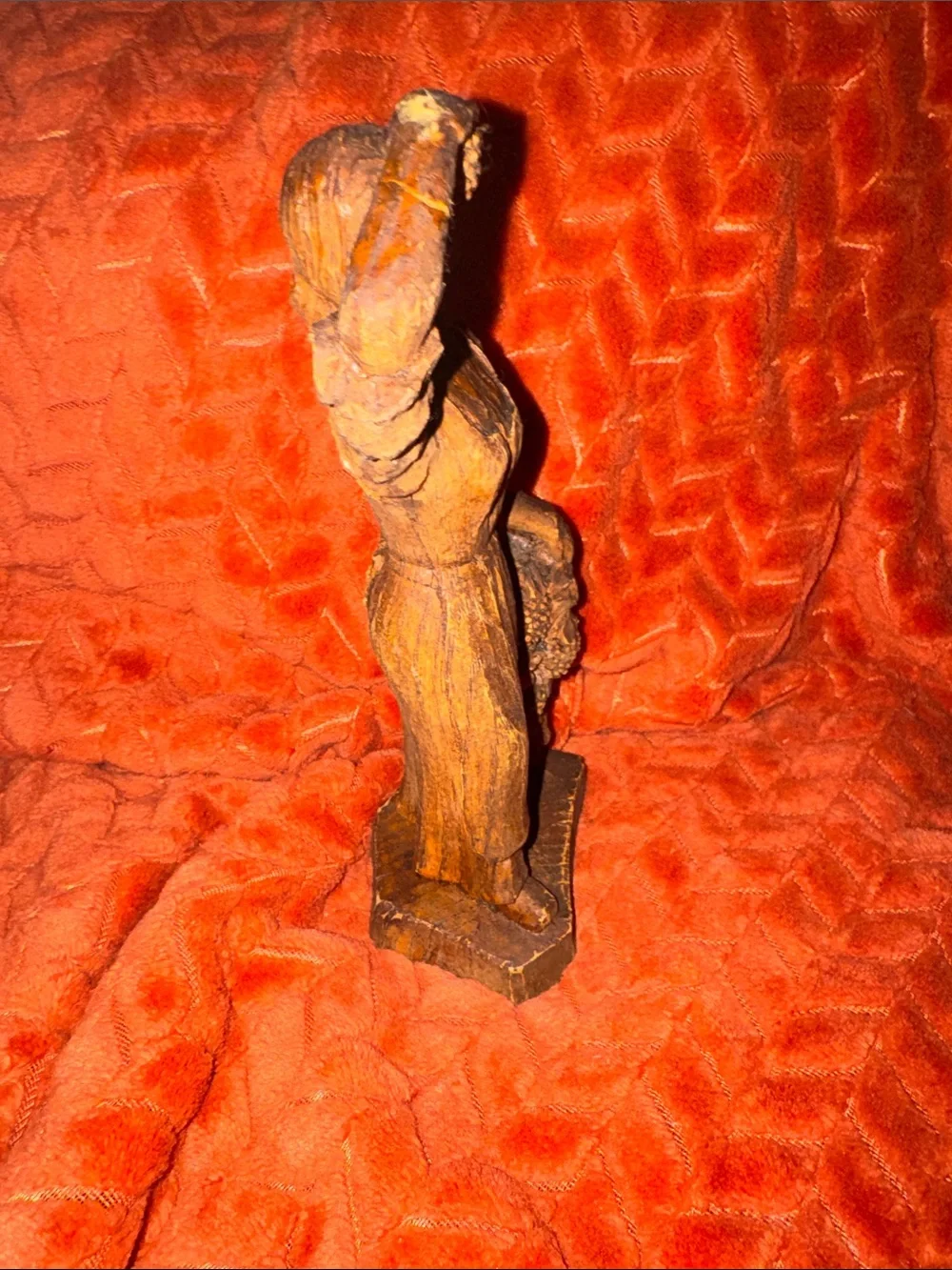 Vintage Hand-Carved Wooden Grape Harvest Lady Figurine / Wine Cellar Decor Art